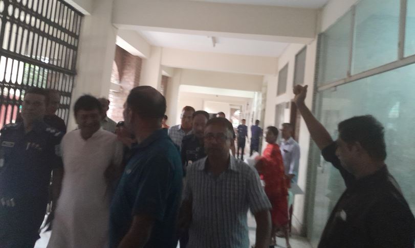 দিনাজপুর পৌরসভার সাবেক প্যানেল মেয়র গ্রেফতার