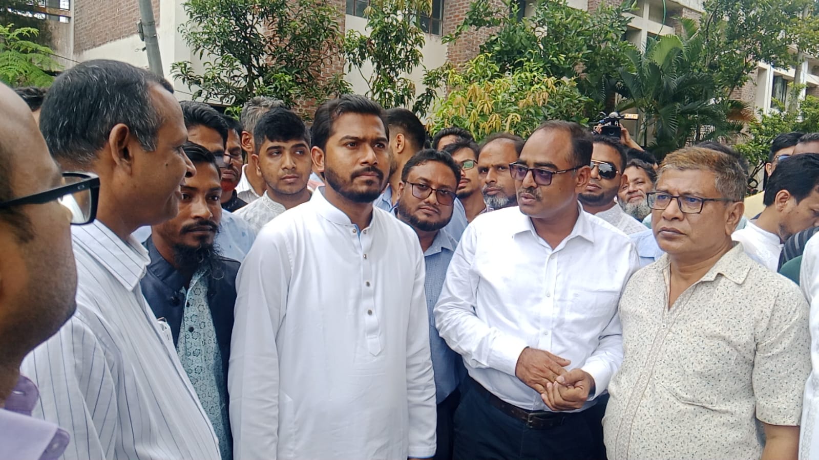 কারিগরি শিক্ষায় গুরুত্ব দিচ্ছে সরকার : নুরুল হক