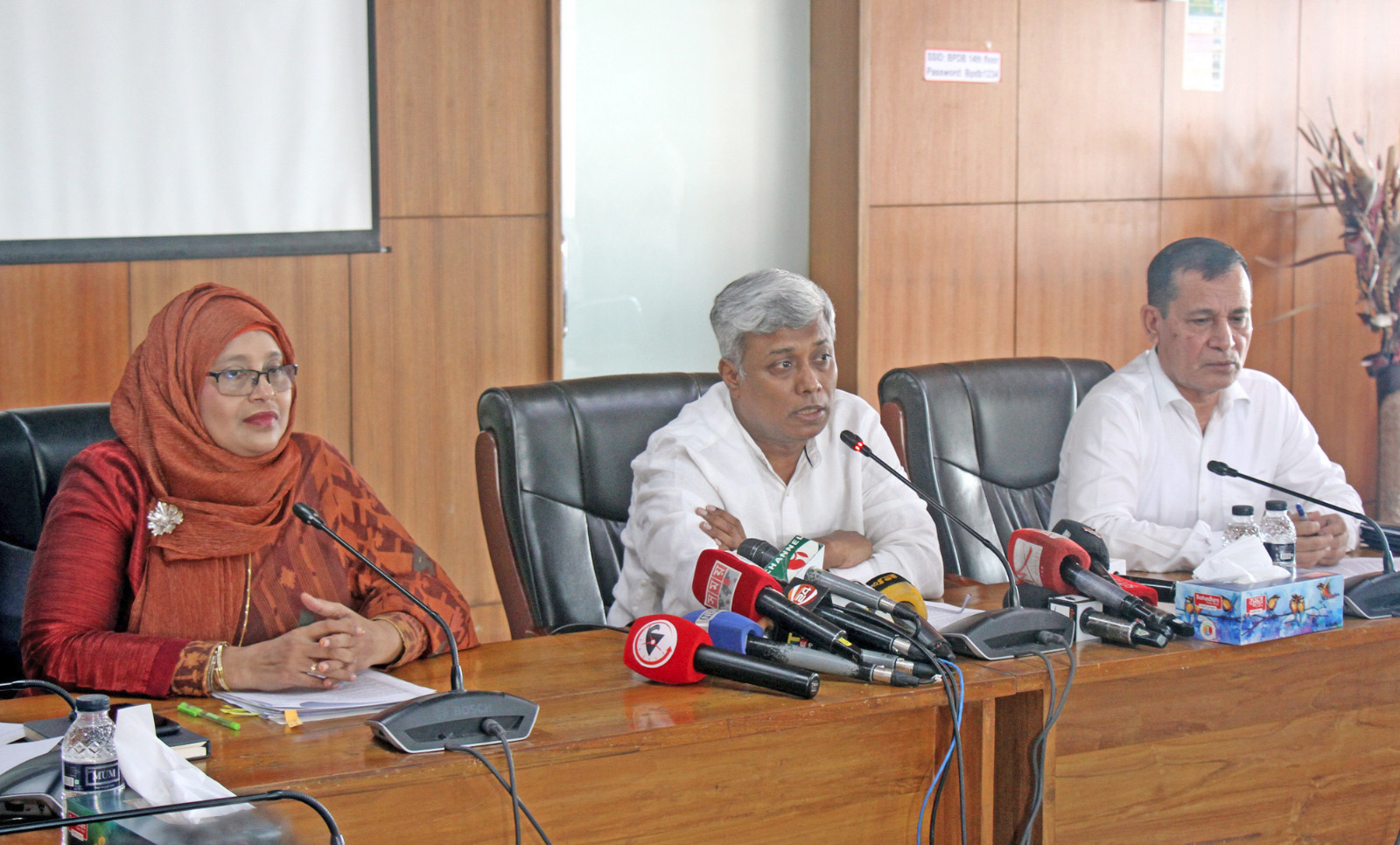 শহর-গ্রামে বিদ্যুৎ সরবরাহে বৈষম্য দূর করতে কাজ করছে সরকার : বিদ্যুৎ প্রতিমন্ত্রী