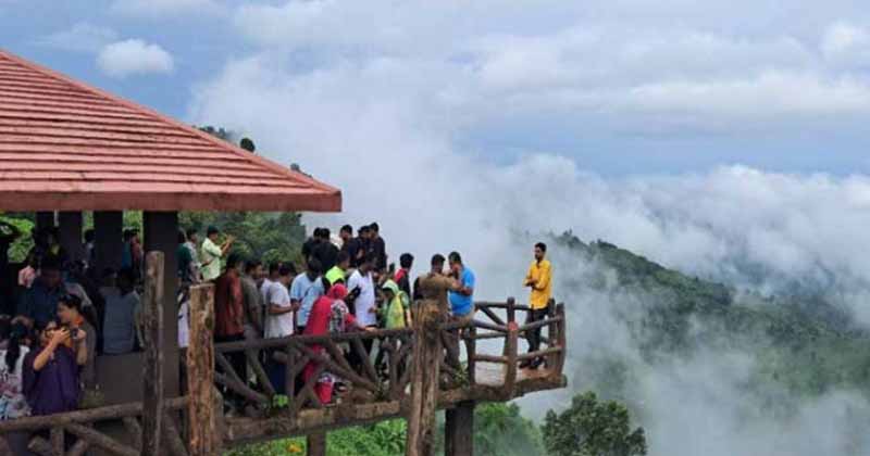 ভারী বর্ষণের ঝুঁকি: বান্দরবানের সব পর্যটন কেন্দ্র বন্ধ