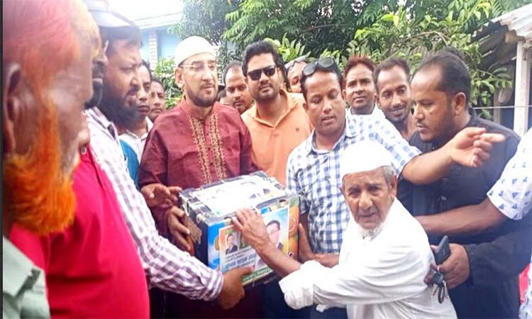 জুলাই যোদ্ধা পরিবারকে উপহার দিলেন সাদিক রিয়াজ চৌধুরী পিনাক এমপি