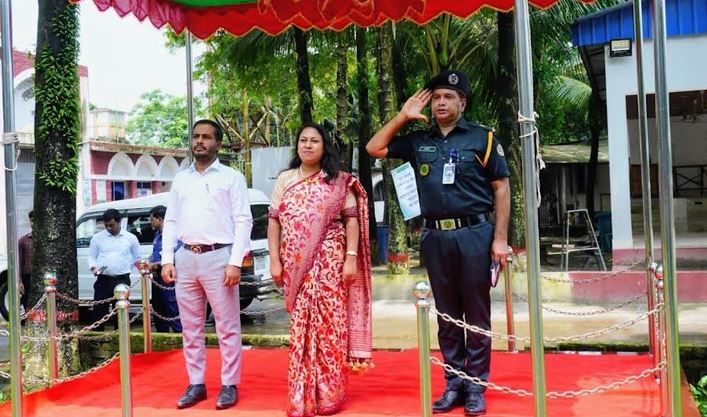 শেরপুর জেলা কারাগার পরিদর্শন করলেন জেলা প্রশাসক