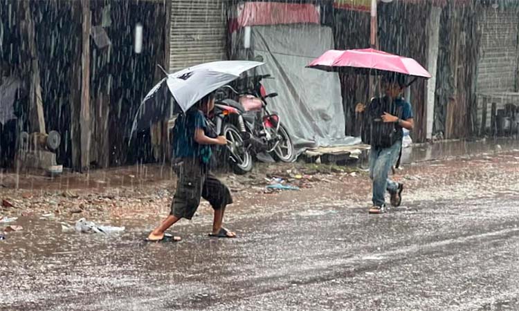 পটুয়াখালীতে উত্তর বঙ্গোপসাগরে বায়ুচাপের তারতম্যে বৃষ্টিপাত অব্যাহত