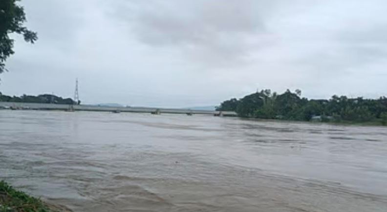 সাতকানিয়ায় স্রোতে ভেসে আসা কাঠ ধরতে গিয়ে যুবদল কর্মী নিখোঁজ