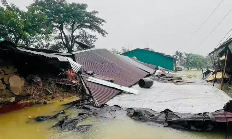 চট্টগ্রামে সাড়ে ৪ লাখ মানুষ পানিবন্দি