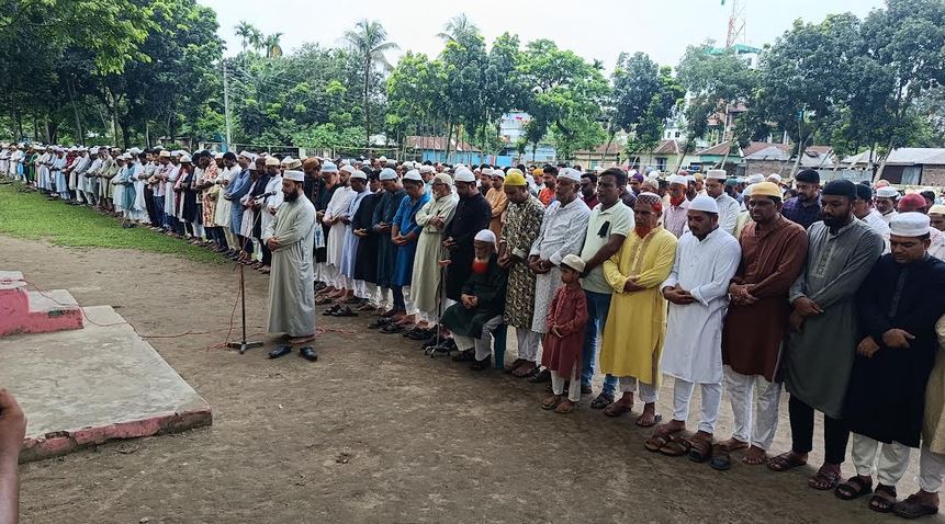 পঞ্চগড়ে ব্যারিস্টার জমির উদ্দিন সরকারের গায়েবানা জানাজা অনুষ্ঠিত