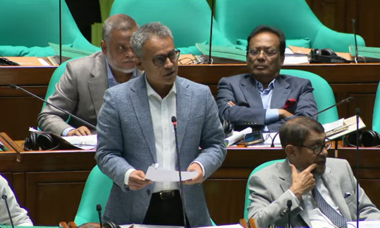 লজিস্টিক ব্যয় কমাতে দীর্ঘমেয়াদি উদ্যোগ নিচ্ছে সরকার : নৌমন্ত্রী 