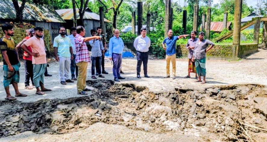 নরসিংদীতে অতিবৃষ্টির ক্ষয়ক্ষতি পরিদর্শনে প্রশাসনের সমন্বিত উদ্যোগ