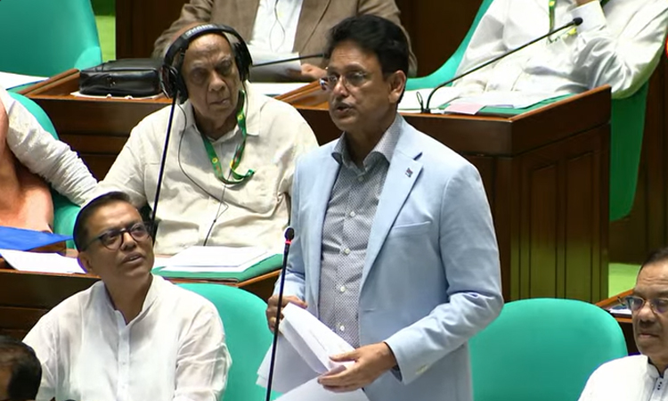 প্রতিকূল আবহাওয়ায় অনুপস্থিত এইচএসসি পরীক্ষার্থীরা বিশেষ সুযোগ পাবেন: শিক্ষামন্ত্রী