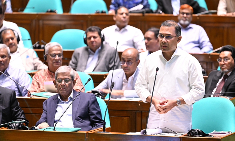 চট্টগ্রাম বন্দরের কাজে জড়িত দুর্নীতিবাজদের ছাড় নেই : প্রধানমন্ত্রী