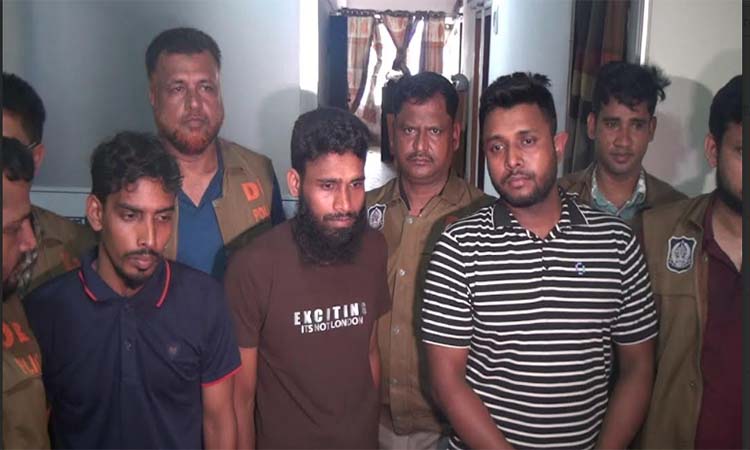 নাটোরে ভেজাল ওষুধ তৈরির সরঞ্জামাদিসহ গ্রেফতার-৩