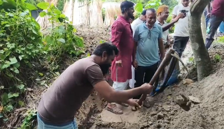 গোপালগঞ্জে এমপি’র হস্তক্ষেপে জলাবদ্ধতা থেকে মুক্তি পেল ৩শ’ পরিবার