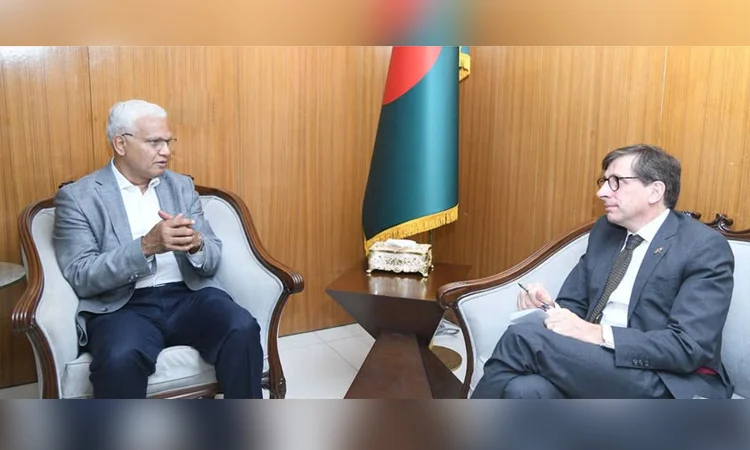 নারী ও শিশু উন্নয়নে সহযোগিতা জোরদারে সমাজকল্যাণমন্ত্রী জাহিদের সঙ্গে ফরাসি রাষ্ট্রদূতের বৈঠক