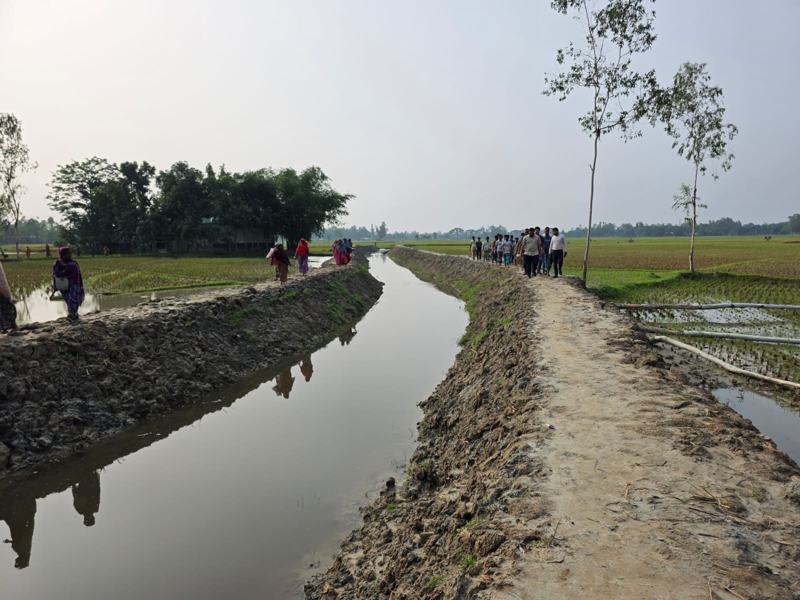 গাইবান্ধায় খাল পুন:খনন প্রকল্পের উদ্ধৃত্ত ৪১ লাখ টাকা সরকারি কোষাগারে জমা