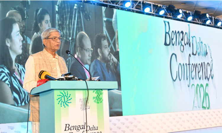 গণতন্ত্র শক্তিশালীকরণ ও অর্থনৈতিক পুনর্গঠনে কাজ করছে সরকার: মির্জা ফখরুল