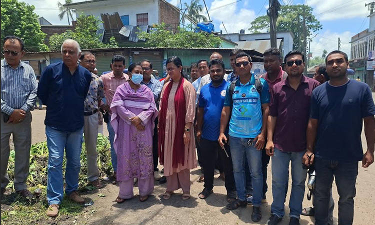 শেরপুরে পৌরসভার পরিষ্কার-পরিচ্ছন্নতা কর্মসূচি 