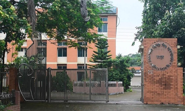 চালুর অপেক্ষায় রংপুরে ৩১ কোটি টাকা ব্যয়ে নির্মিত শিশু হাসপাতাল