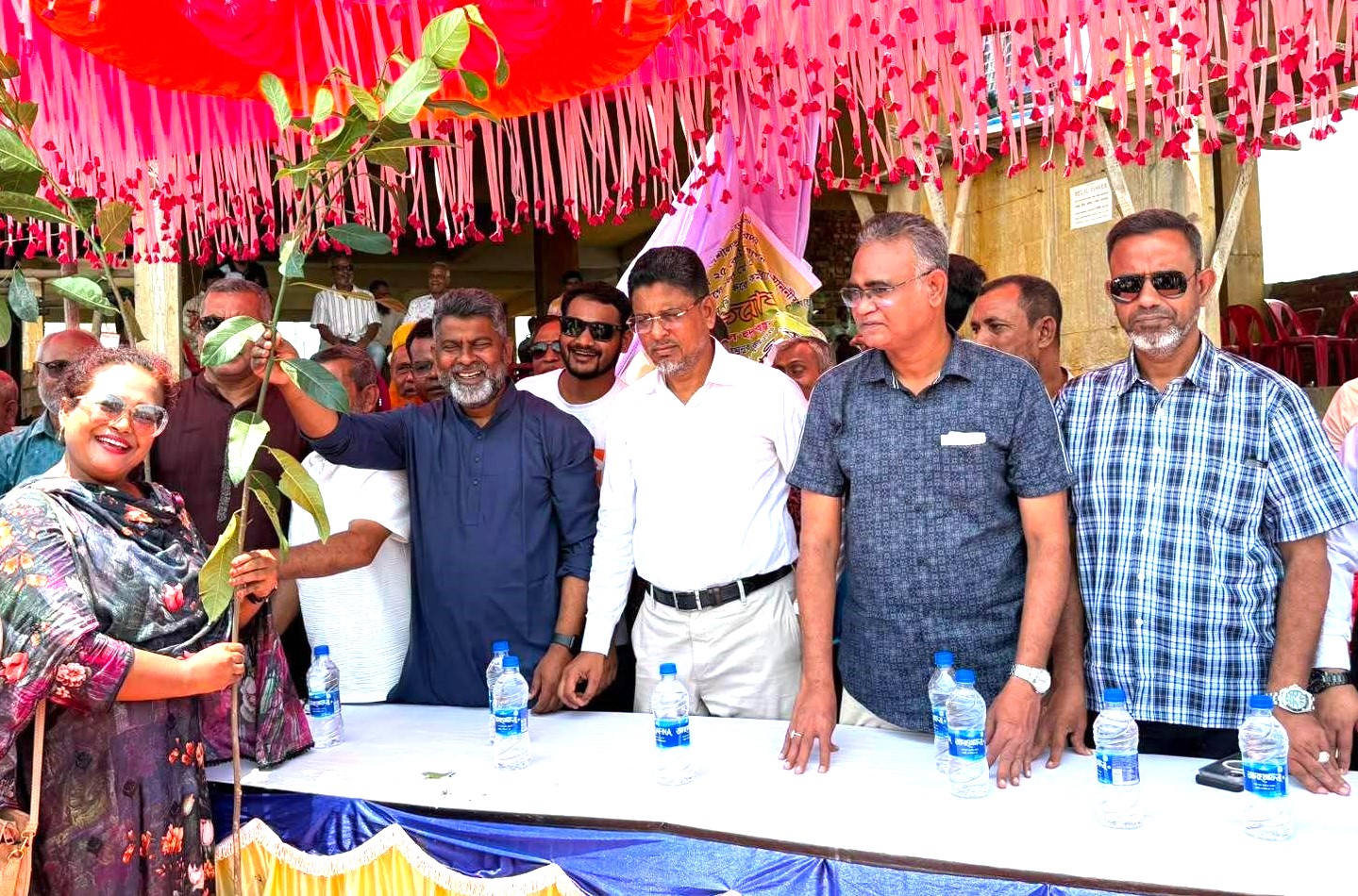নওগাঁয় ২৫ হাজার গাছের চারা রোপণ করবে কৃষক দল