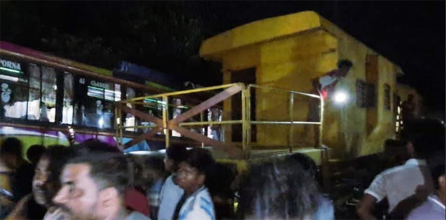 রাজবাড়ীতে ট্রেন দুর্ঘটনায় ১৪ জন আহত