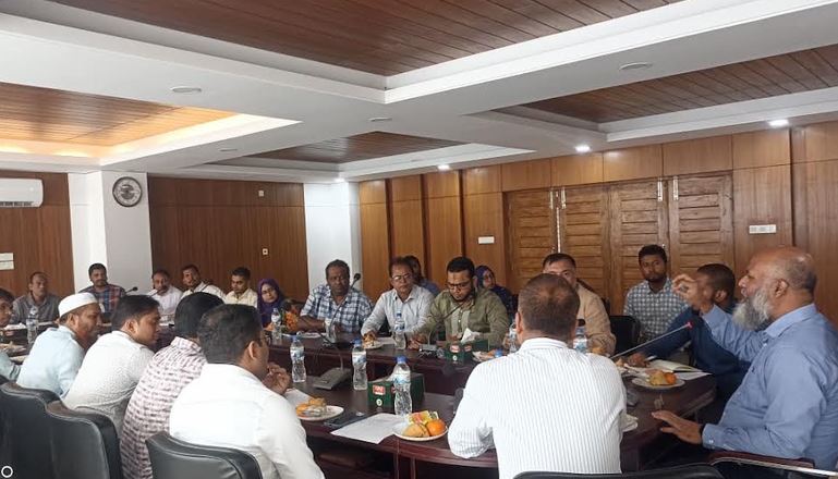 আন্তর্জাতিক বাণিজ্য গতিশীল করতে সাতক্ষীরার ভোমরা কাস্টমস হাউসে মতবিনিময় সভা