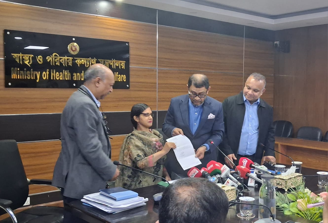 সাতক্ষীরার দৃষ্টি প্রতিবন্ধী শারমিনকে বিশেষ ব্যবস্থাপনায় চাকরি দিয়েছে সরকার