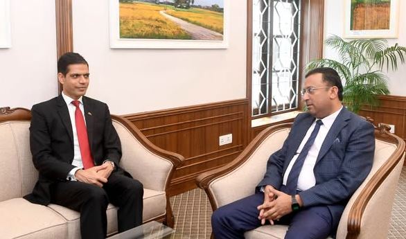 দ্বিপাক্ষিক সহযোগিতা সম্প্রসারণ নিয়ে ঢাকা ও কাঠমান্ডু আলোচনা অনুষ্ঠিত