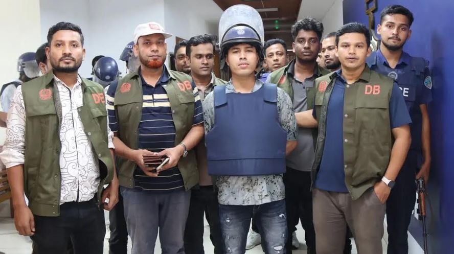ধামা ইলিয়াছের তথ্যে ডেভিড ইমনসহ ৪ সন্ত্রাসী গ্রেপ্তার, অস্ত্র উদ্ধার