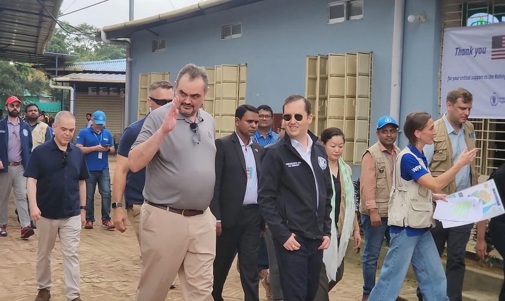 রোহিঙ্গা আশ্রয় শিবির পরিদর্শন যুক্তরাষ্ট্রের বিশেষ দূতের