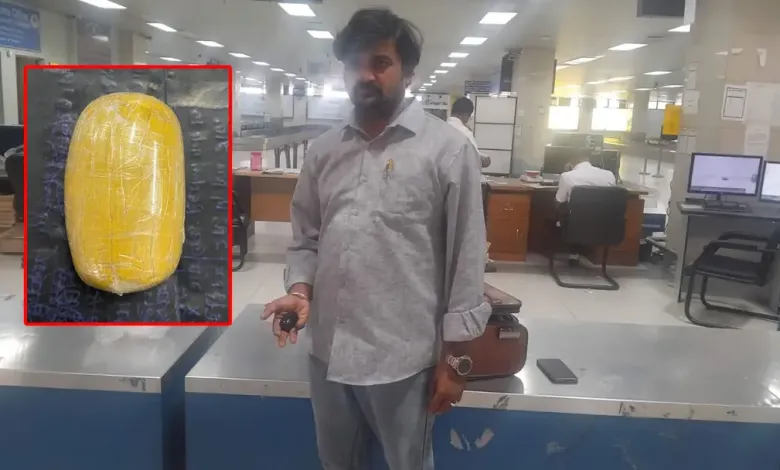 চট্টগ্রামের শাহ আমানত বিমানবন্দরে কোটি টাকার স্বর্ণসহ ভারতীয় নাগরিক আটক