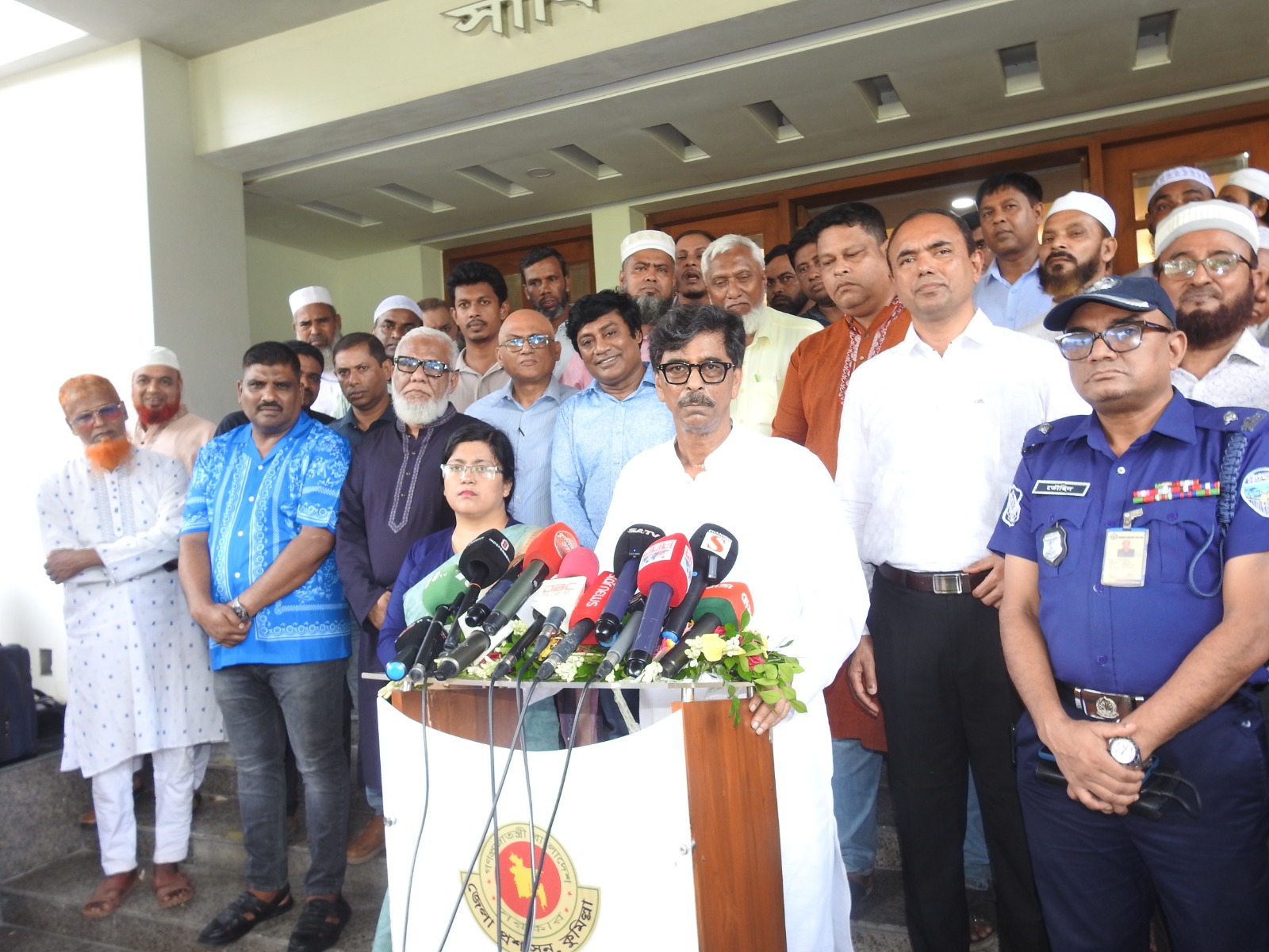 নতুন ধানের জাত উদ্ভাবনে কাজ করছে সরকার: কৃষিমন্ত্রী