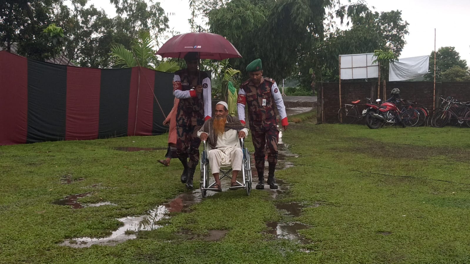 পঞ্চগড়ে বিজিবি’র মেডিকেল ক্যাম্পেইন