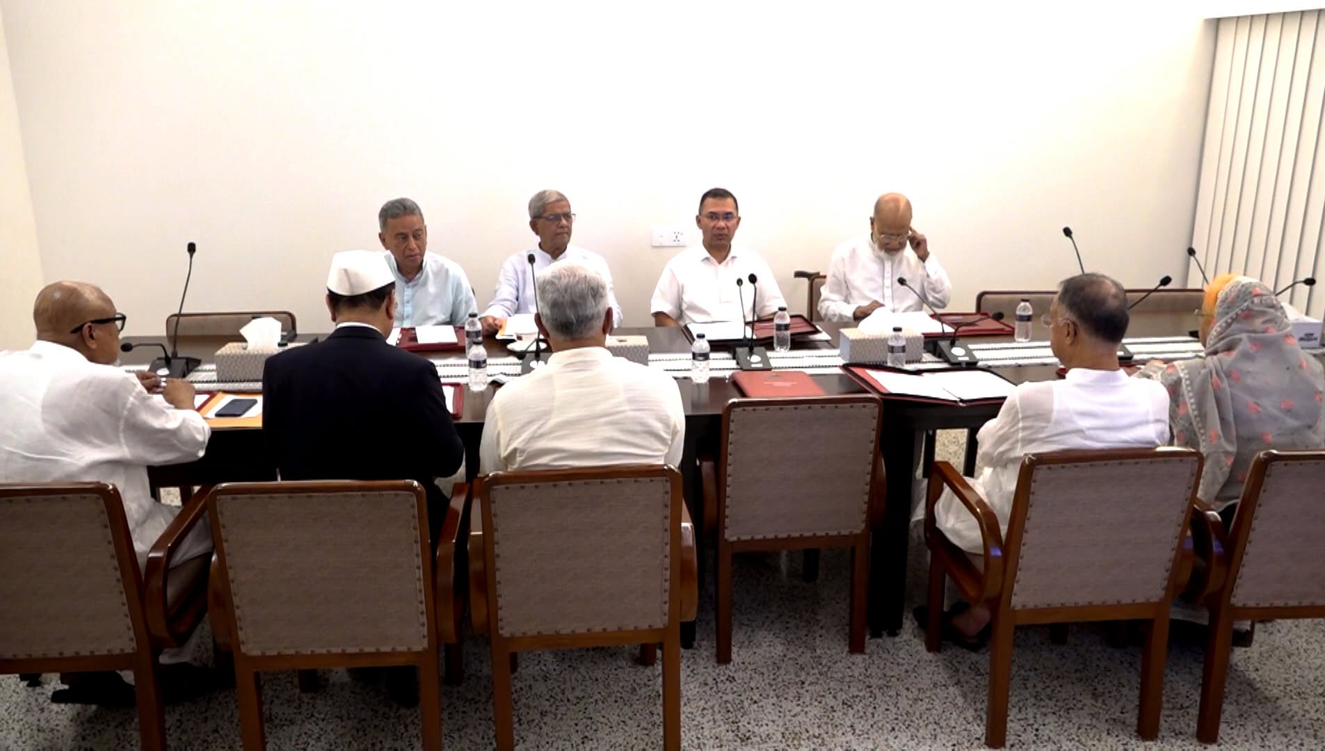 বিএনপির জাতীয় স্থায়ী কমিটির বৈঠক অনুষ্ঠিত