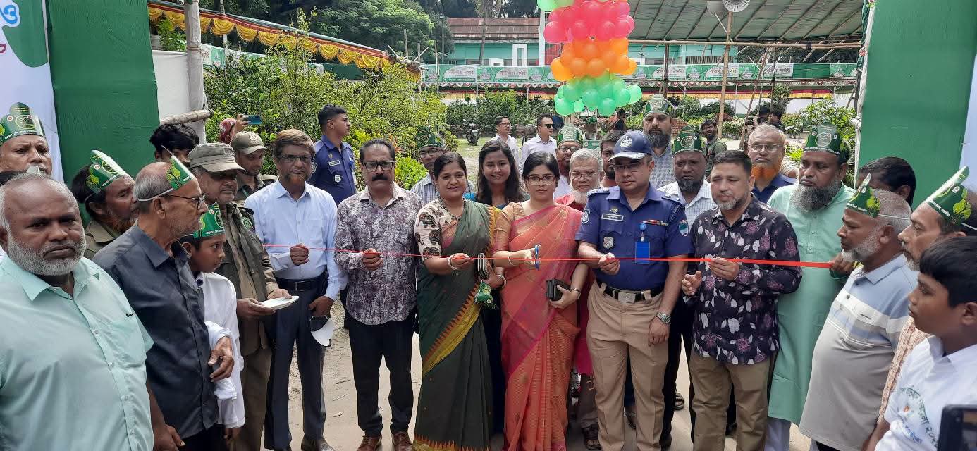 সাতক্ষীরায় ১০ দিনব্যাপী বৃক্ষরোপণ অভিযান ও বৃক্ষমেলা 