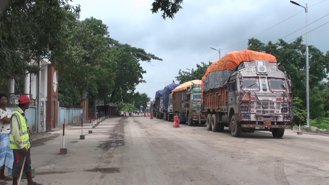 ভারত থেকে ৯০ মেট্রিক টন কাঁচা মরিচ আমদানি