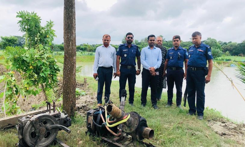 কচুয়ায় কৃষিজমি রক্ষায় অভিযান, ভেঙে দেওয়া হয়েছে ড্রেজার মেশিন