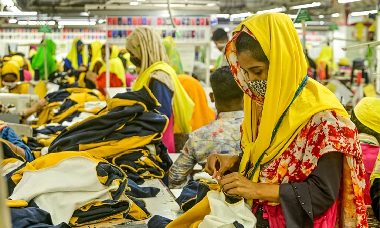 পোশাক শিল্পে মূল্য সংযোজন বাড়াতে বাংলাদেশে বড় সম্ভাবনা দেখছে দক্ষিণ কোরিয়া
