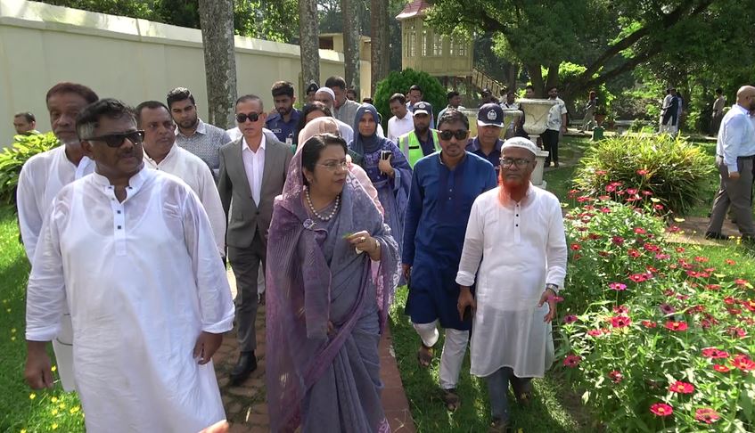দেশের পর্যটনকে খাতকে জনপ্রিয় করতে কাজ করেছে সরকার : পর্যটনমন্ত্রী