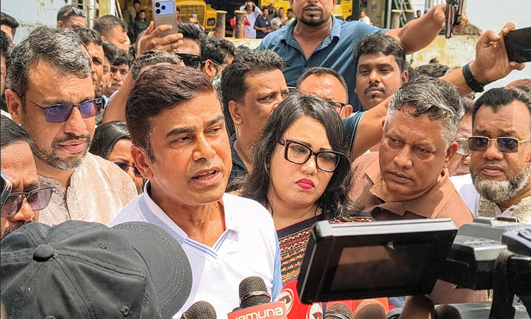 কুড়িগ্রামে নদীভাঙন এলাকা পরিদর্শনে পানিসম্পদ প্রতিমন্ত্রী