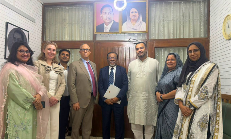 বাংলাদেশের গণতান্ত্রিক অগ্রযাত্রা ও ভবিষ্যৎ সহযোগিতা নিয়ে বিএনপি-আইআরআই আলোচনা