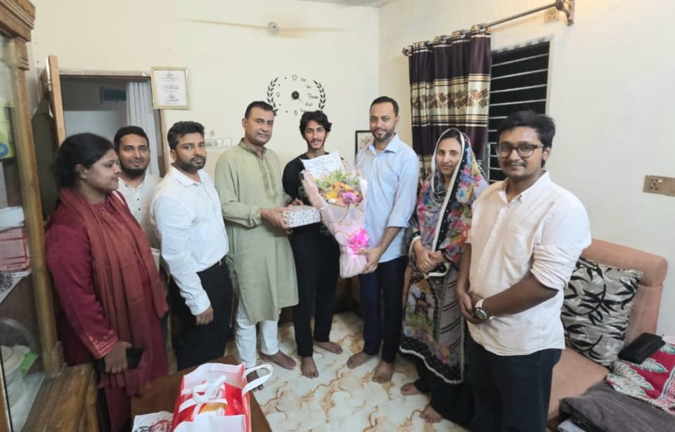 গুমের শিকার সোহেলের ছেলে এসএসসিতে উত্তীর্ণ, প্রধানমন্ত্রীর ফুলেল শুভেচ্ছা