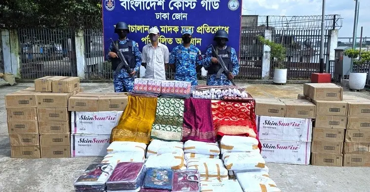রাজধানীতে শুল্ক ফাঁকি দিয়ে আনা বিপুল পরিমাণ ভারতীয় পণ্য জব্দ