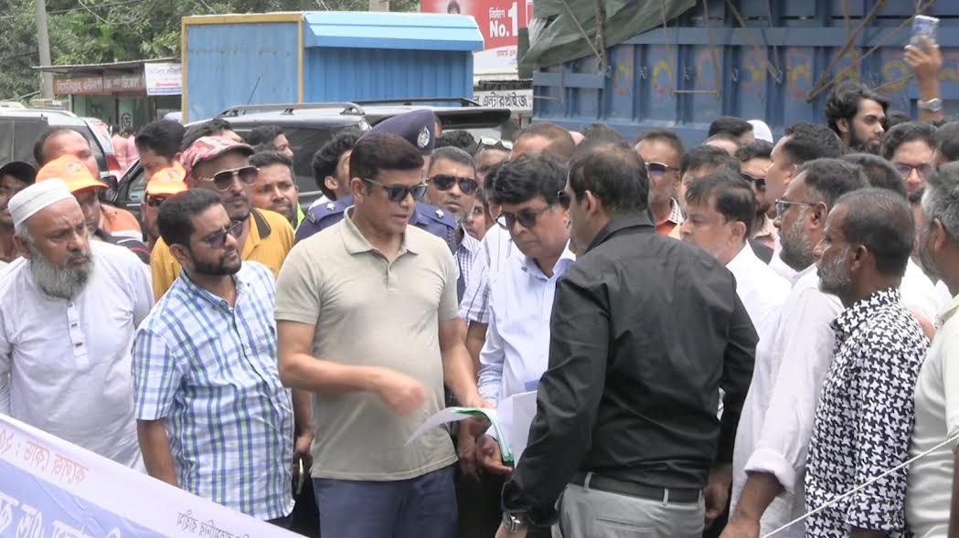 নদী-খাল দখল করে জলাবদ্ধতা করতে দেওয়া হবে না: পানিসম্পদ প্রতিমন্ত্রী