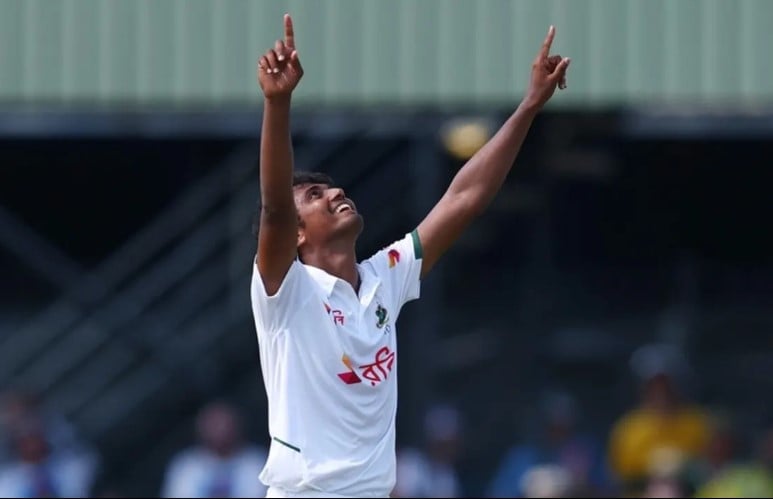 রফিকের ২০ বছরের পুরনো রেকর্ড ভাঙ্গলেন হাসান