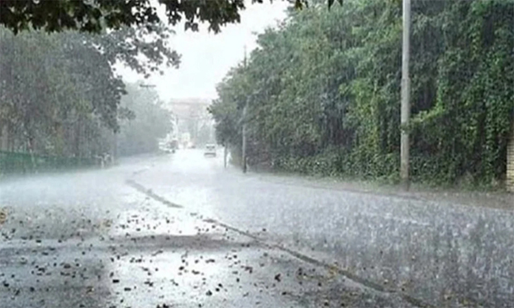 দেশের বিভিন্ন স্থানে বৃষ্টির সম্ভাবনা, কমতে পারে দিন-রাতের তাপমাত্রা