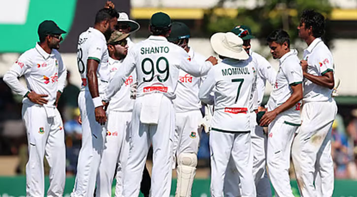 তৃতীয় দিন শেষে এগিয়ে বাংলাদেশ