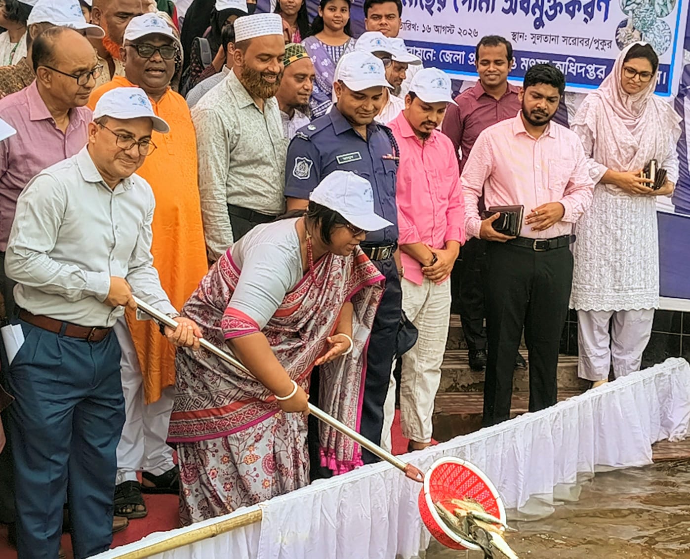 মাছের ঘাটতি মেটাতে ১৬ নদীতে পোনা অবমুক্তের আহ্বান কুড়িগ্রামের ডিসির 