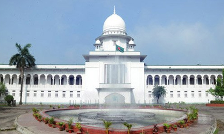 হাইকোর্টের নির্দেশে গাইবান্ধায় ভেঙে ফেলা হলো অবৈধ ইটভাটার চিমনি