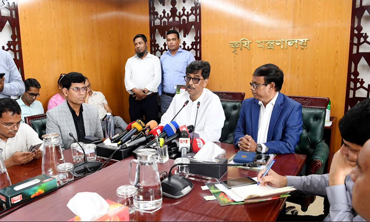 কৃষিপণ্য আমদানি নির্ভরতা থেকে পর্যায়ক্রমে বেরিয়ে আসবে দেশ : কৃষিমন্ত্রী