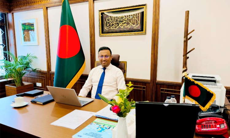 প্রধানমন্ত্রীর ভারত সফর ‘পারস্পরিক আস্থা’ অর্জনের পর: উপদেষ্টা হুমায়ুন কবির