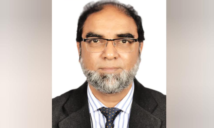 জাতীয় মৎস্য পদক পেলেন বাকৃবির অধ্যাপক রফিকুল ইসলাম সরদার